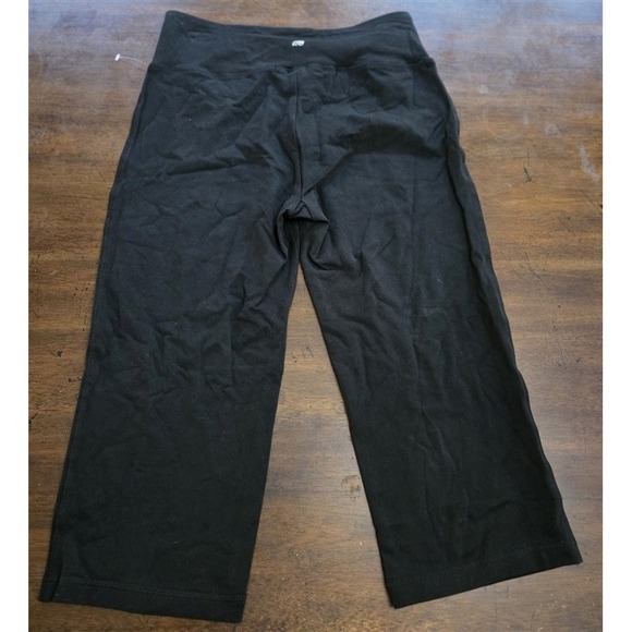 NWT Marika M Performance Slimming Capri Leggings Black 127731 - Picture 2 of 3